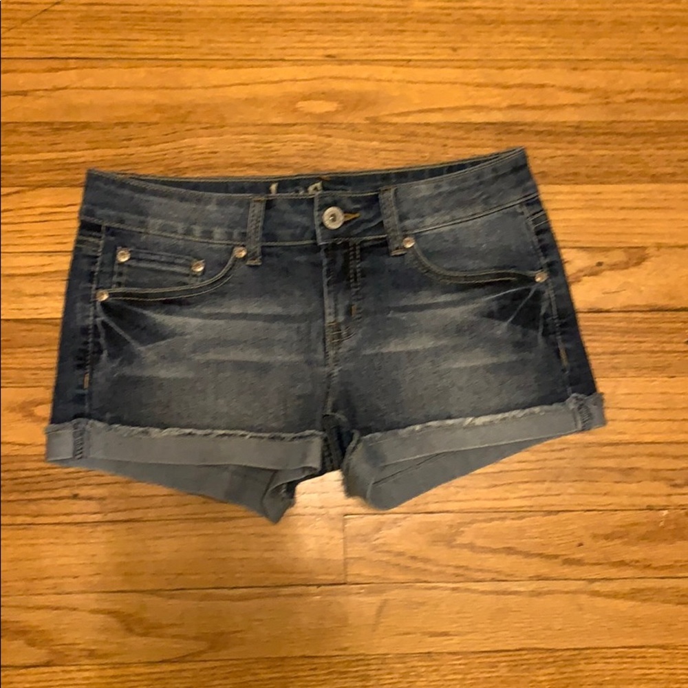 Short shorts